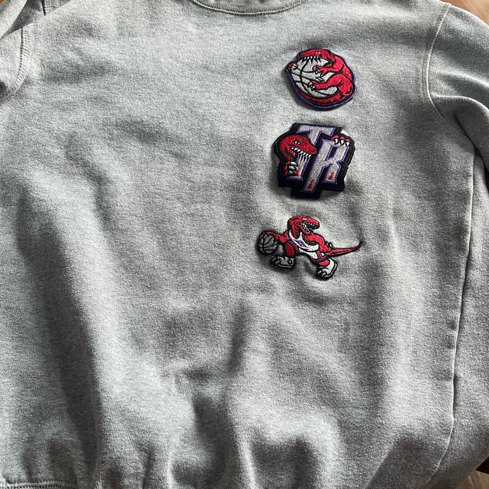 Mitchell & Ness Toronto Raptors Crew Neck